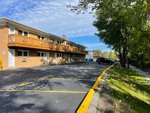 Apartment for rent at 191 S Villa Ave, Addison, IL 60101