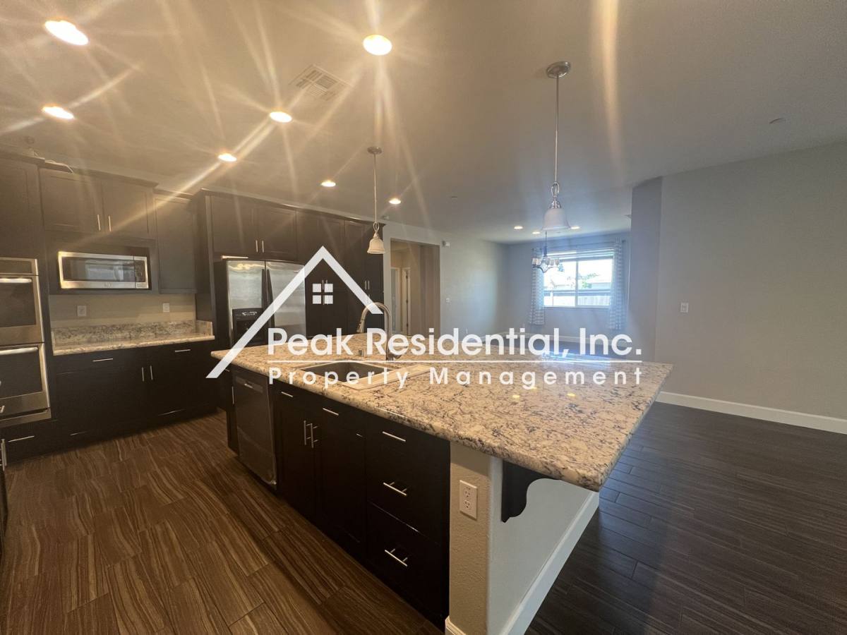 House for rent at 9369 Sierra Creek Dr, Elk Grove, CA 95624