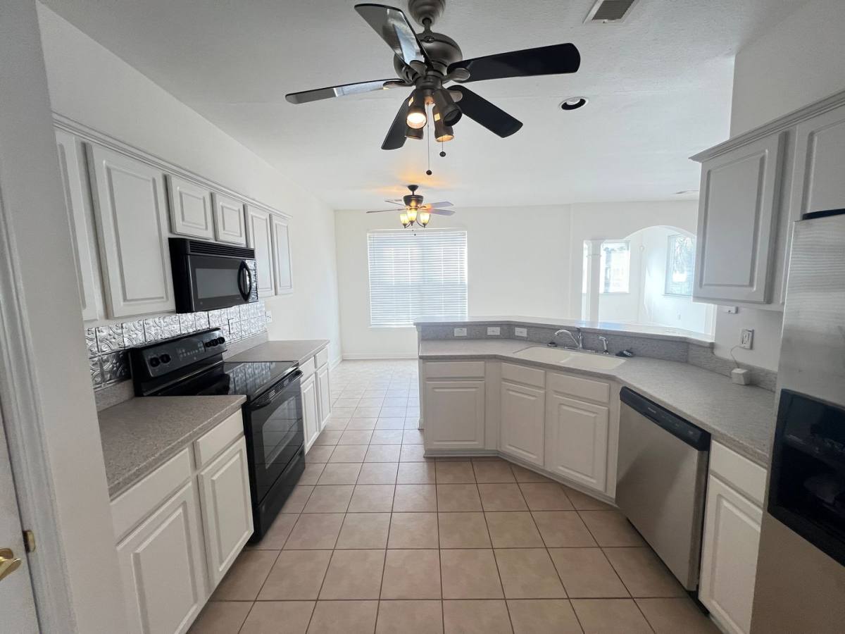 House for rent at 351 Vermillion Dr, Little River, SC 29566