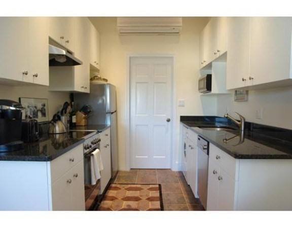 Apartment for rent at 76 Commonwealth #11, Boston, MA 02116