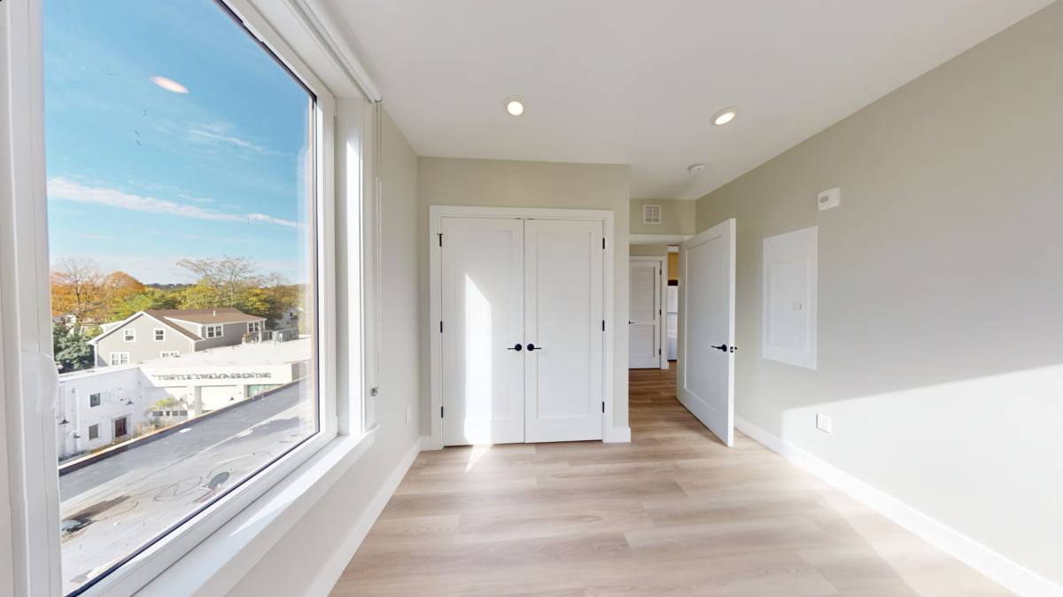 Apartment for rent at 211 Green St #401, Jamaica Plain, MA 02130