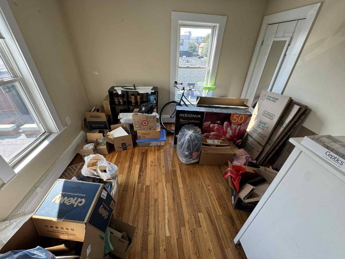 Apartment for rent at 53 W Seventh #4, South Boston, MA 02127