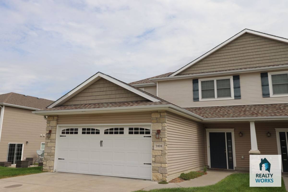 Townhouse for rent at 5404 Folkways Place, Lincoln, NE 68504