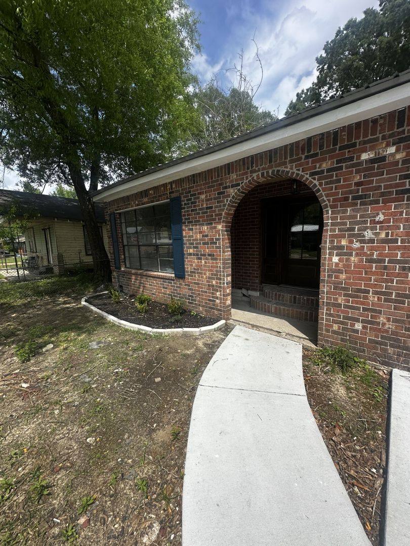 House for rent at 208 Wilbert Dangerfield Dr, Hammond, LA 70401