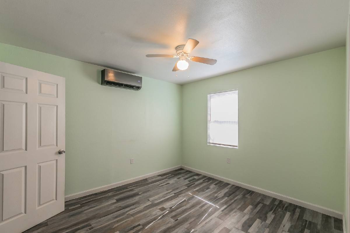 House for rent at 3524 Ave M #B, Fort Worth, TX 76105