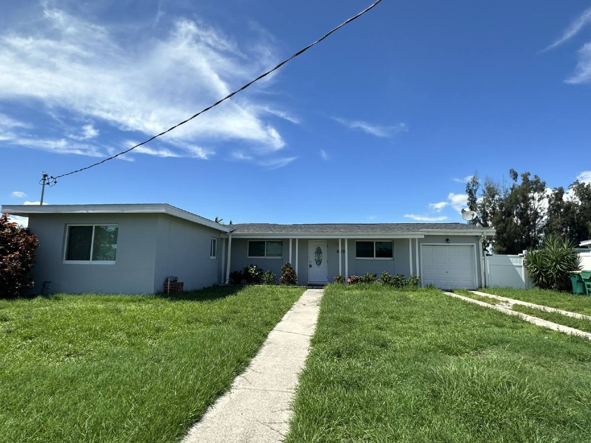 House for rent at 835 Conreid Dr NE, Port Charlotte, FL 33952