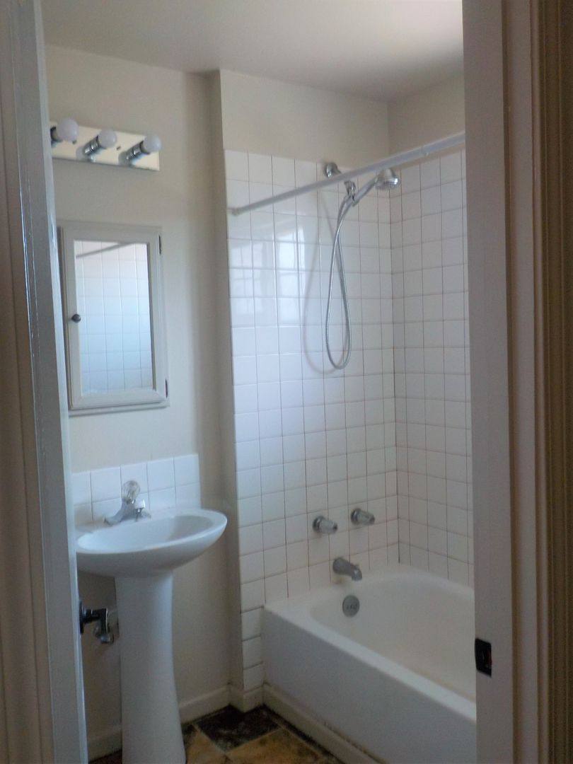 Apartment for rent at 1438-1446 NE 3rd St, East Wenatchee, WA 98802