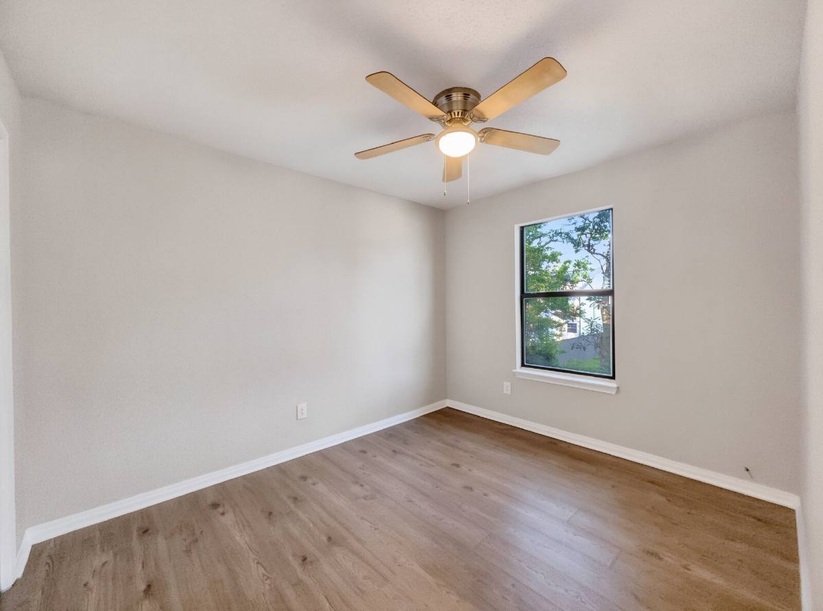 Apartment for rent at 512 Landview St #D, Fort Walton Beach, FL 32547