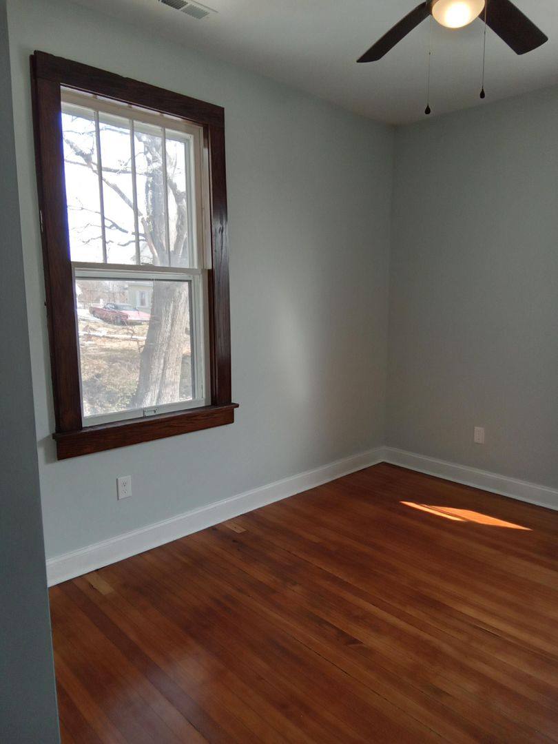 House for rent at 824 Rivermont Ave, Lynchburg, VA 24504