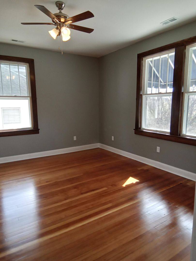 House for rent at 824 Rivermont Ave, Lynchburg, VA 24504