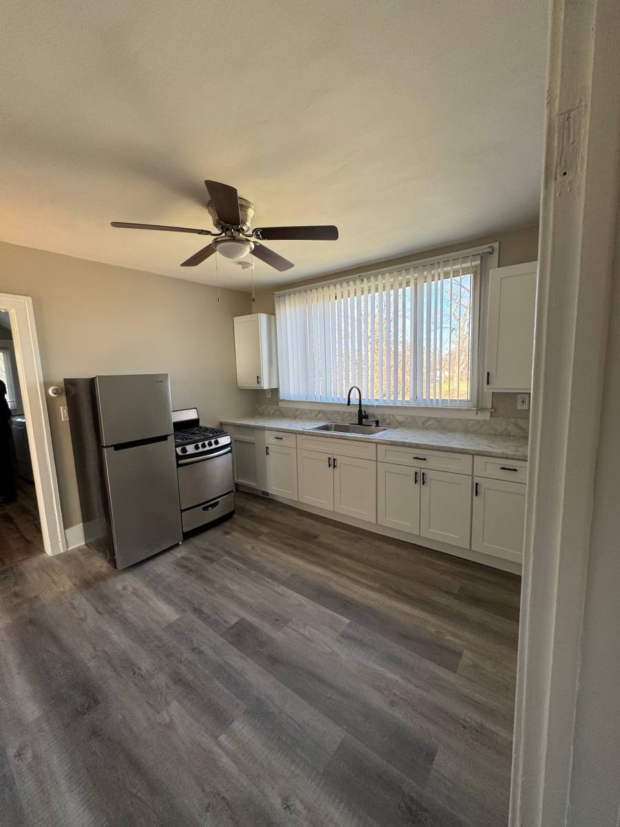 Apartment for rent at 13927 E Canfield #13933, Detroit, MI 48215