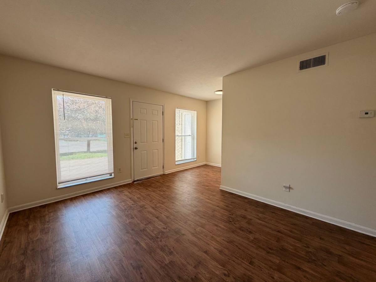 Apartment for rent at 2001, 2003, 2005 Terril Lane, Louisville, KY 40218