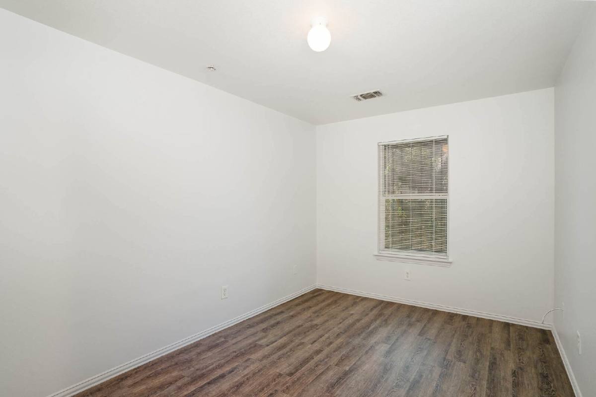 Townhouse for rent at 2907 La Salle St, Fort Worth, TX 76111