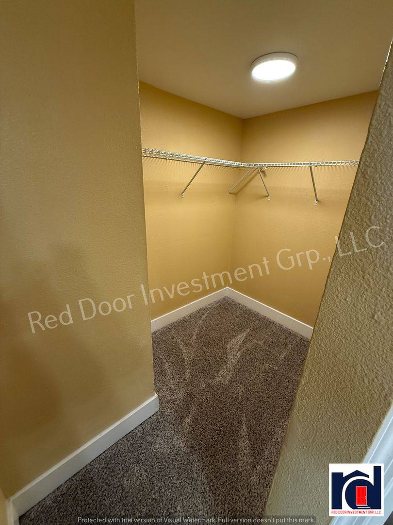 Apartment for rent at 305 W Grant St, Plant City, FL 33563