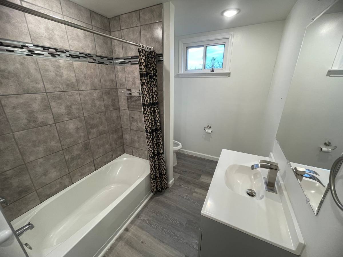 Apartment for rent at 148 Gray St #2, Pittsburgh, PA 15211
