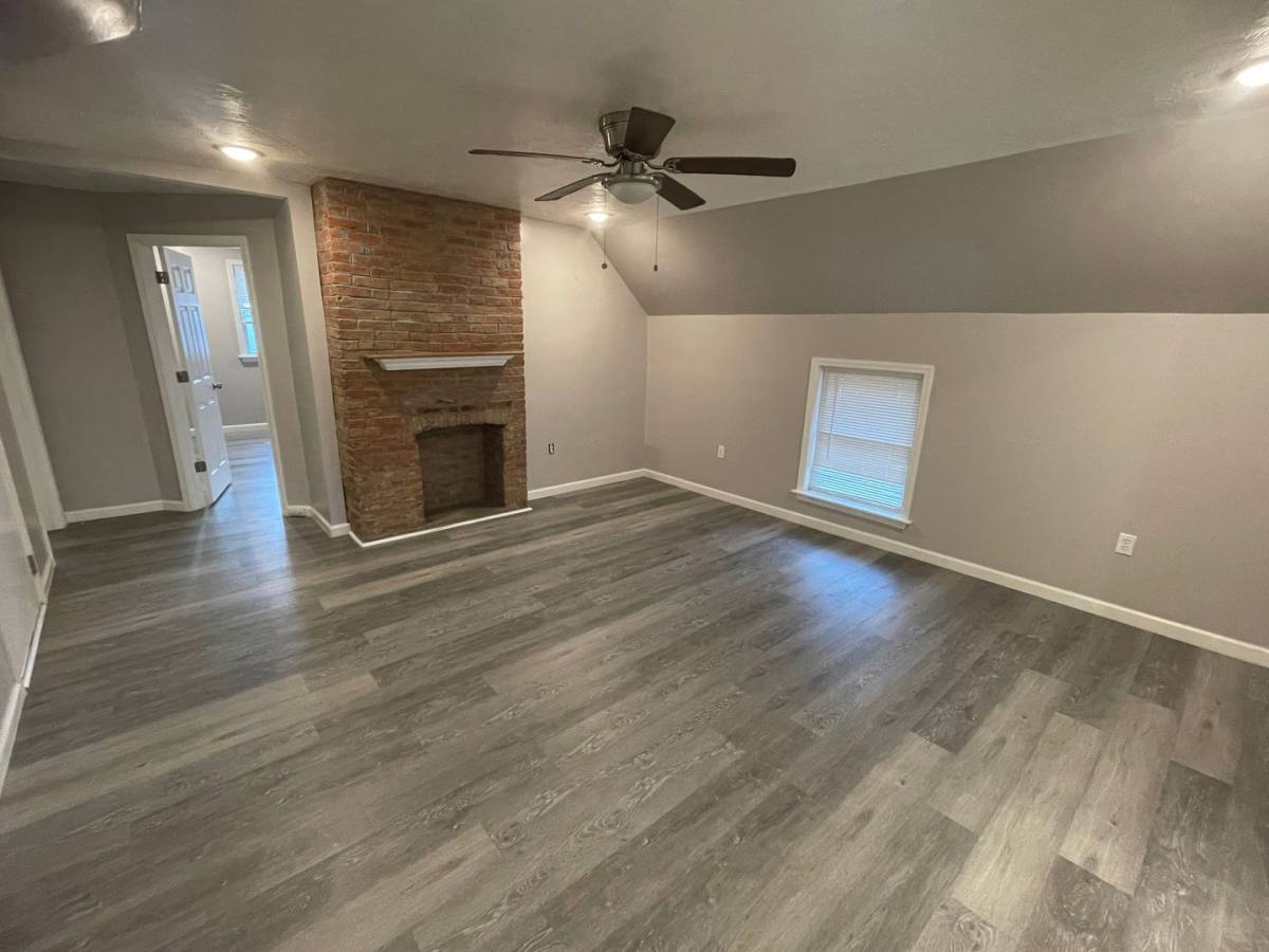 Apartment for rent at 148 Gray St #2, Pittsburgh, PA 15211