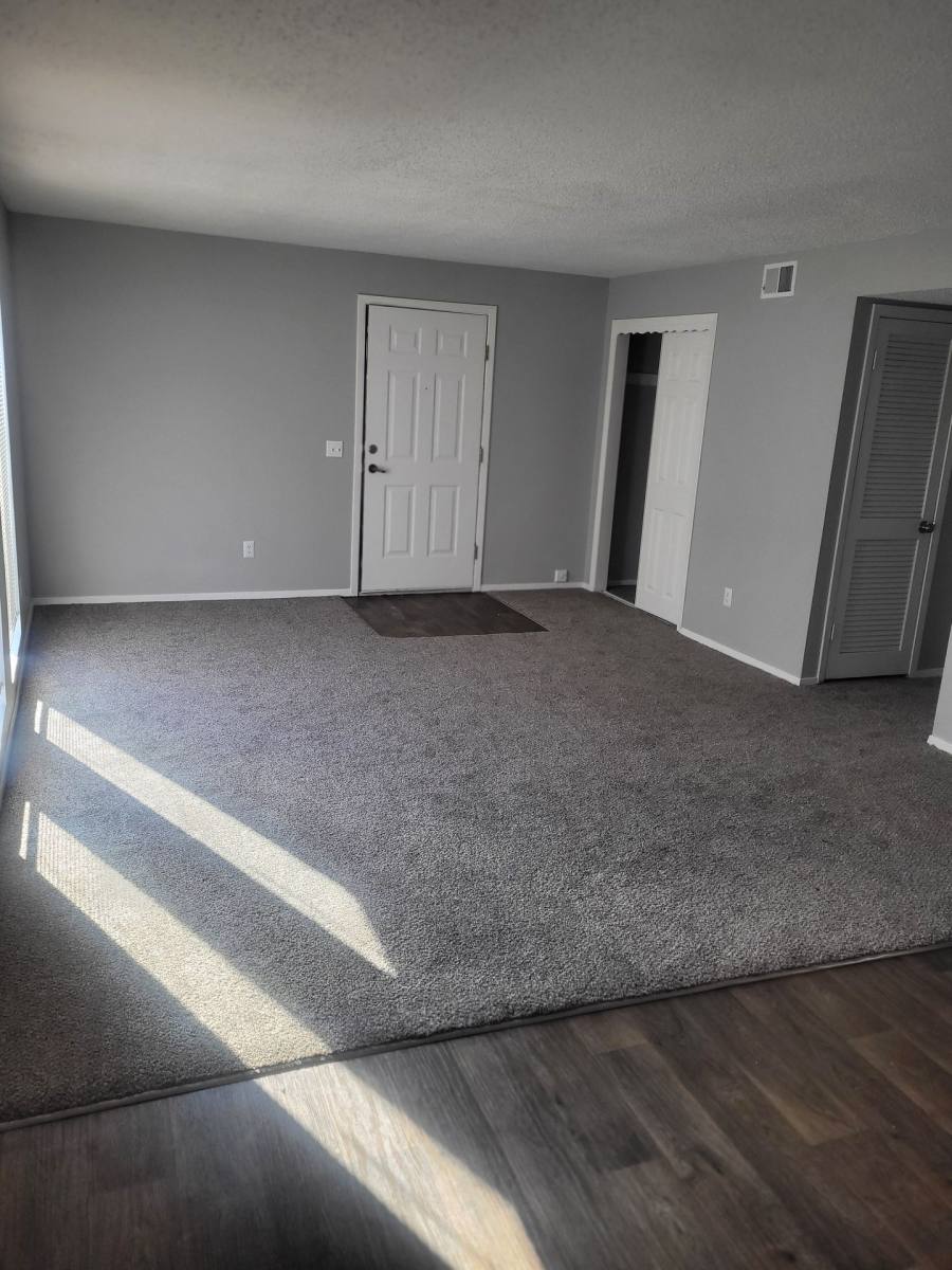 Apartment for rent at 2510 E Pawnee, Wichita, KS 67211