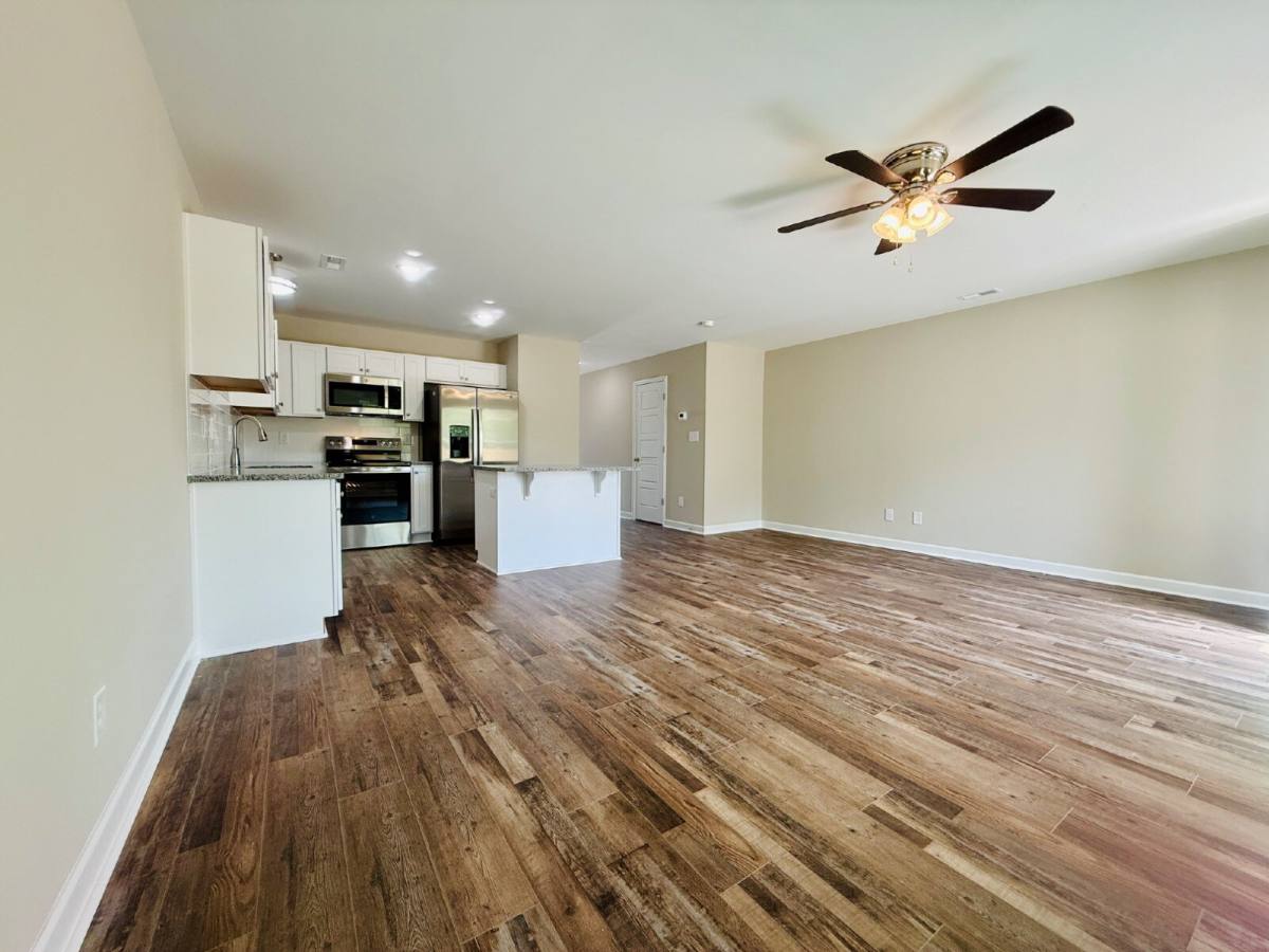 Townhouse for rent at 8107 King Rd, Fayetteville, NC 28306
