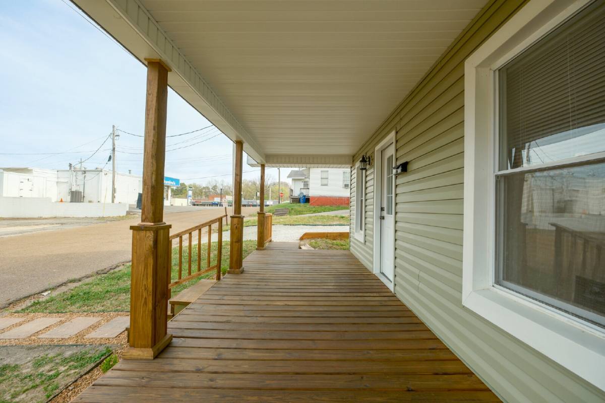 House for rent at 204 Oakland St, Martin, TN 38237