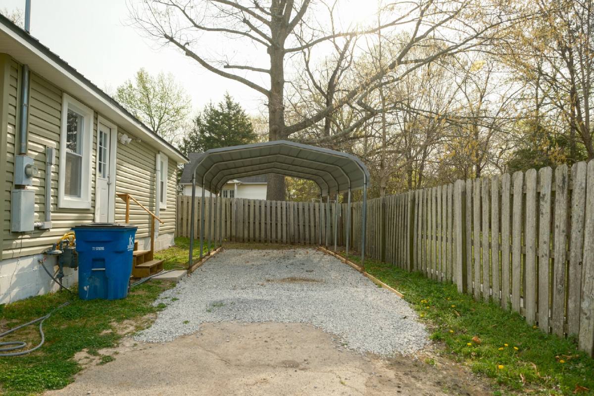 House for rent at 204 Oakland St, Martin, TN 38237