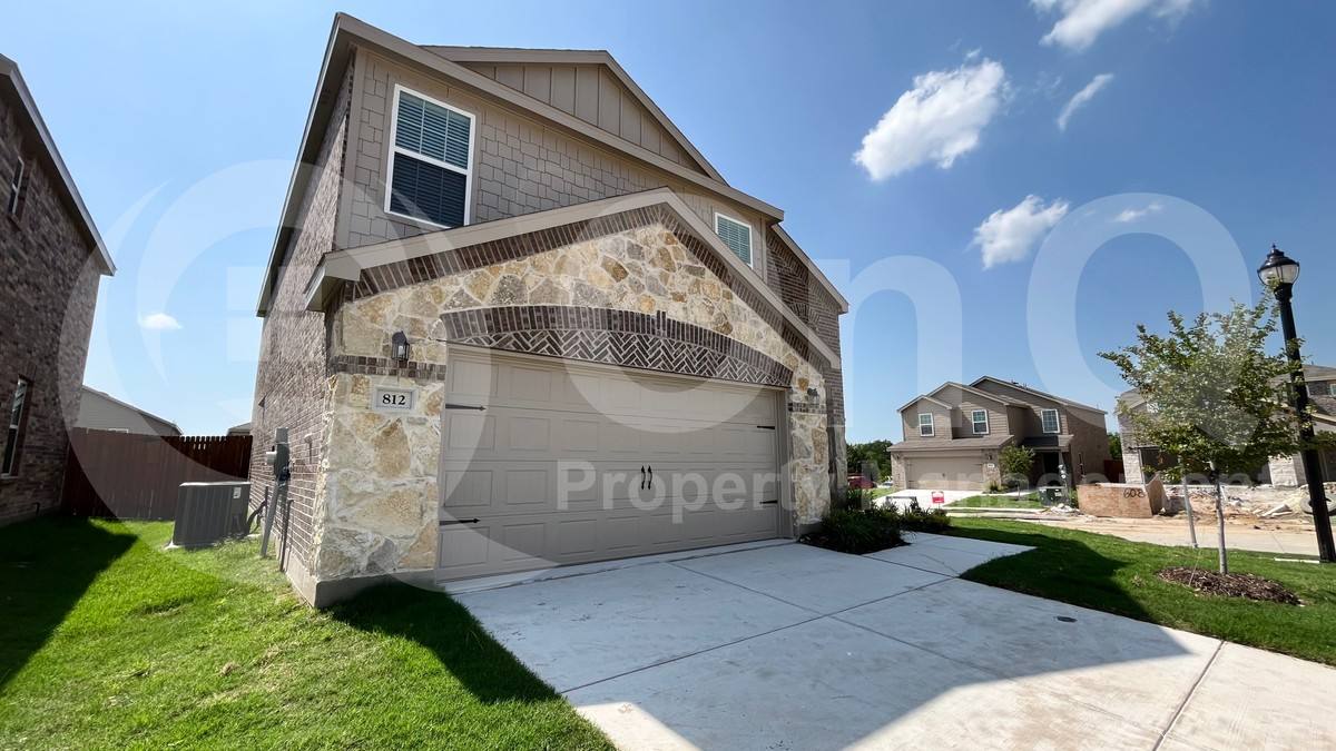 House for rent at 812 Poppy Cove Lane, Princeton, TX 75407