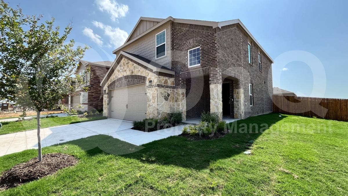 House for rent at 812 Poppy Cove Lane, Princeton, TX 75407