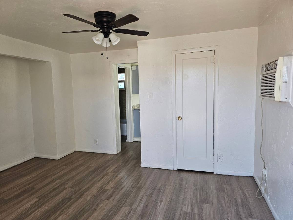 Apartment for rent at 1370 N Country Club Rd, Tucson, AZ 85716