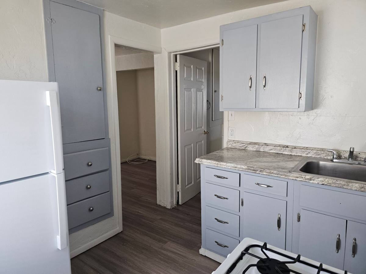 Apartment for rent at 1370 N Country Club Rd, Tucson, AZ 85716