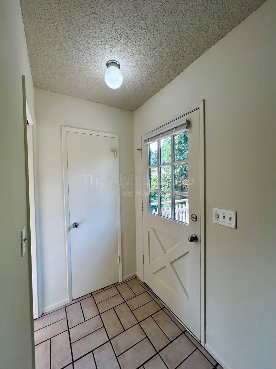 Apartment for rent at 6041 SW Valley Ave, Beaverton, OR 97008
