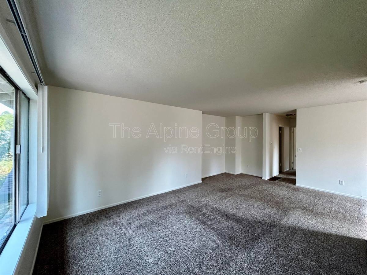 Apartment for rent at 6041 SW Valley Ave, Beaverton, OR 97008