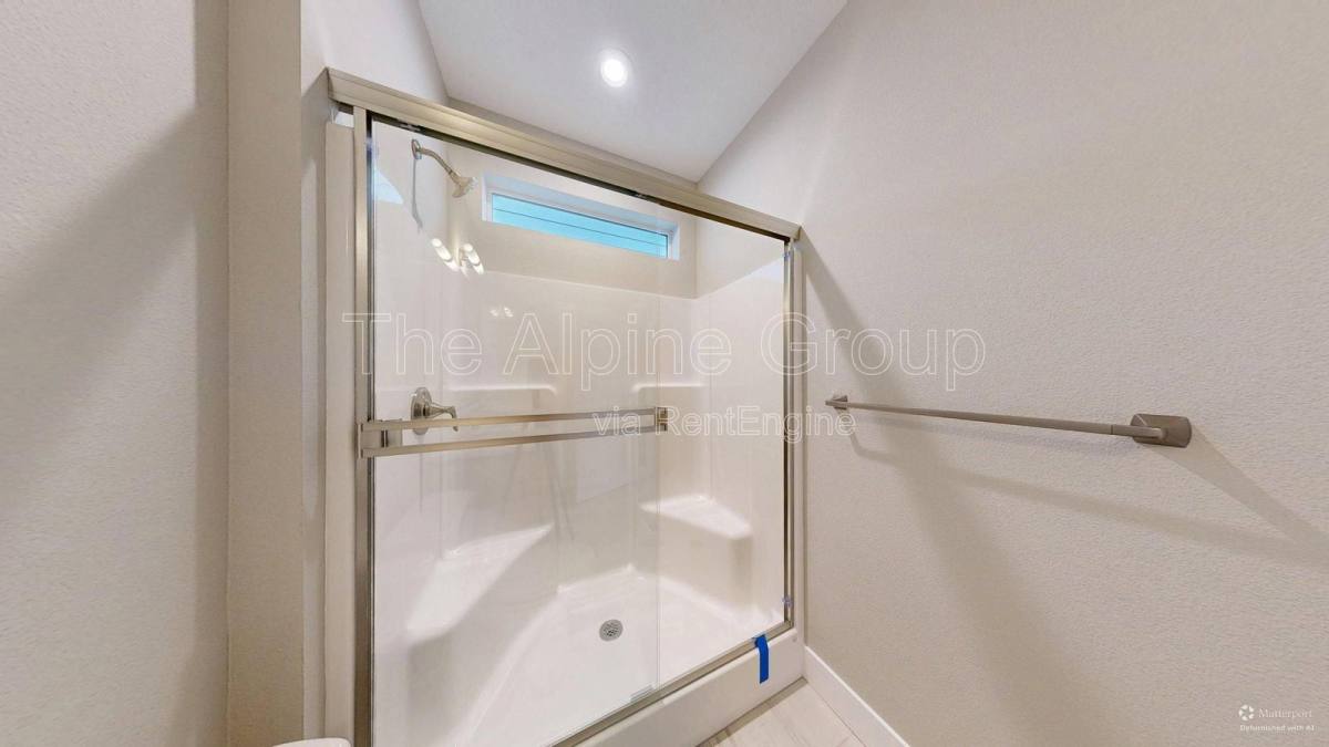 Apartment for rent at 16505 NW Liberty St #2, Portland, OR 97229