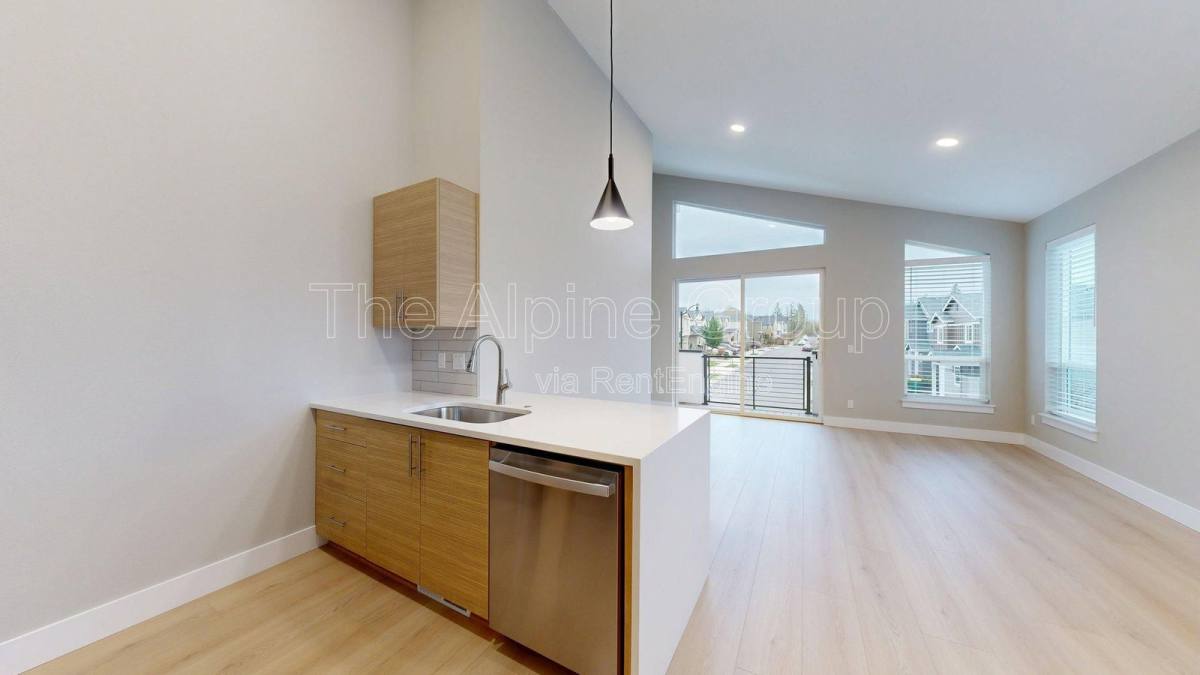 Apartment for rent at 16505 NW Liberty St #2, Portland, OR 97229