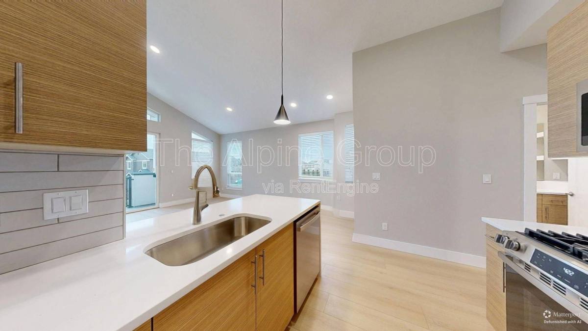 Apartment for rent at 16505 NW Liberty St #2, Portland, OR 97229