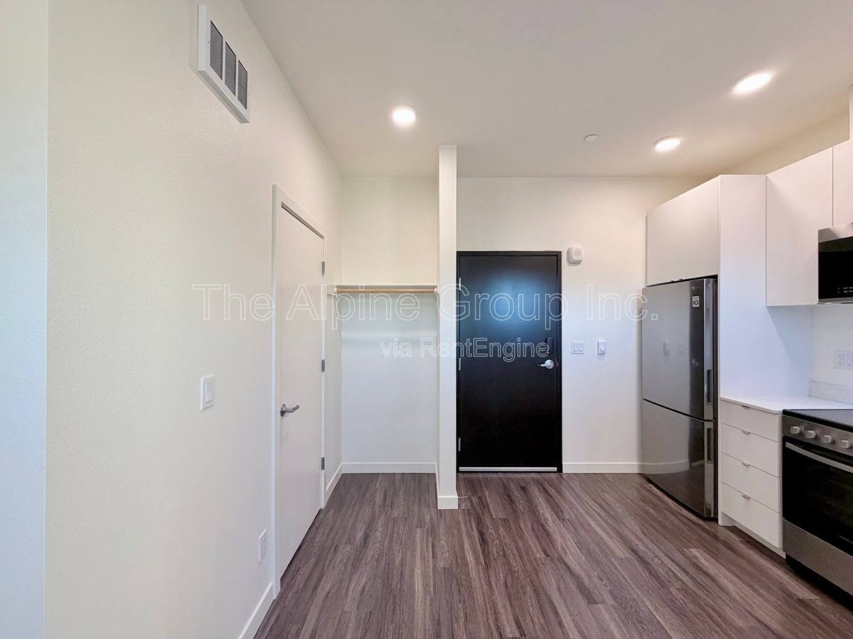 Apartment for rent at 1524 NE 40th Ave #302, Portland, OR 97232