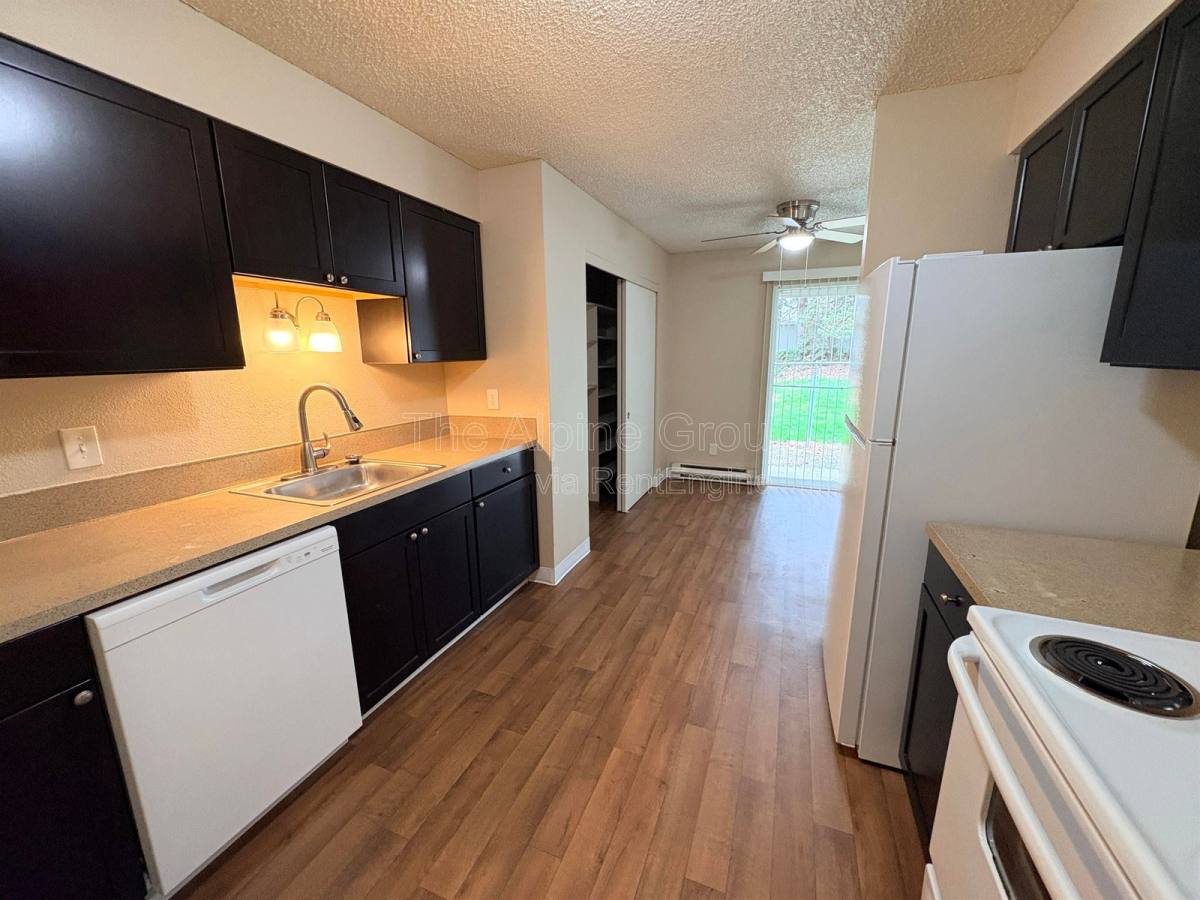 Apartment for rent at 17890 SW Alexander St #7, Beaverton, OR 97003
