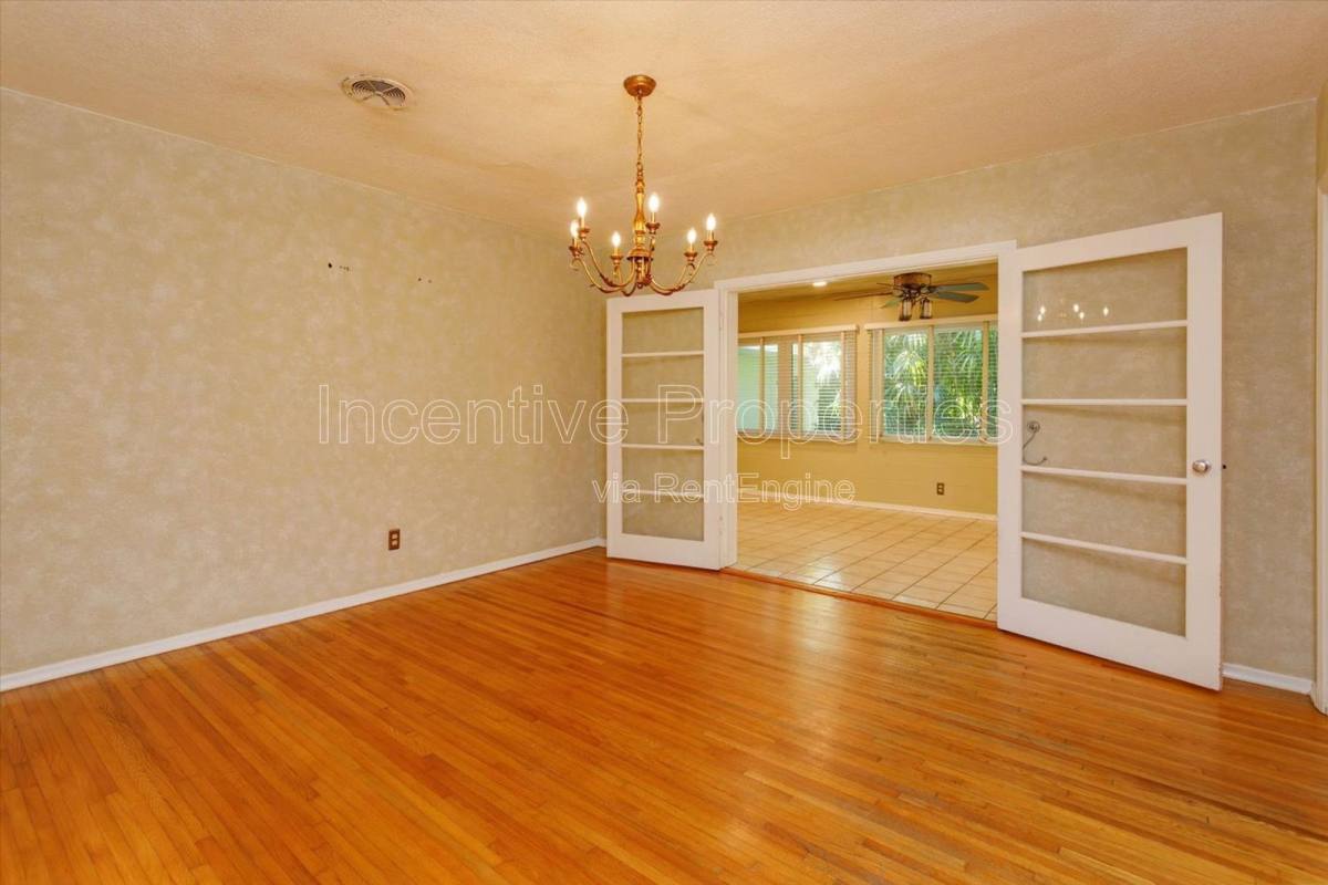 House for rent at 816 Putnam Ave, Orlando, FL 32804