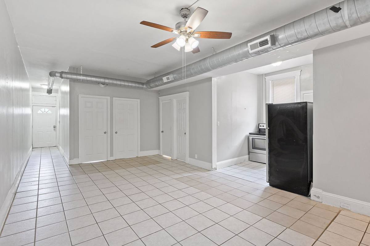 Apartment for rent at 60 W McMillan St #1, Cincinnati, OH 45219