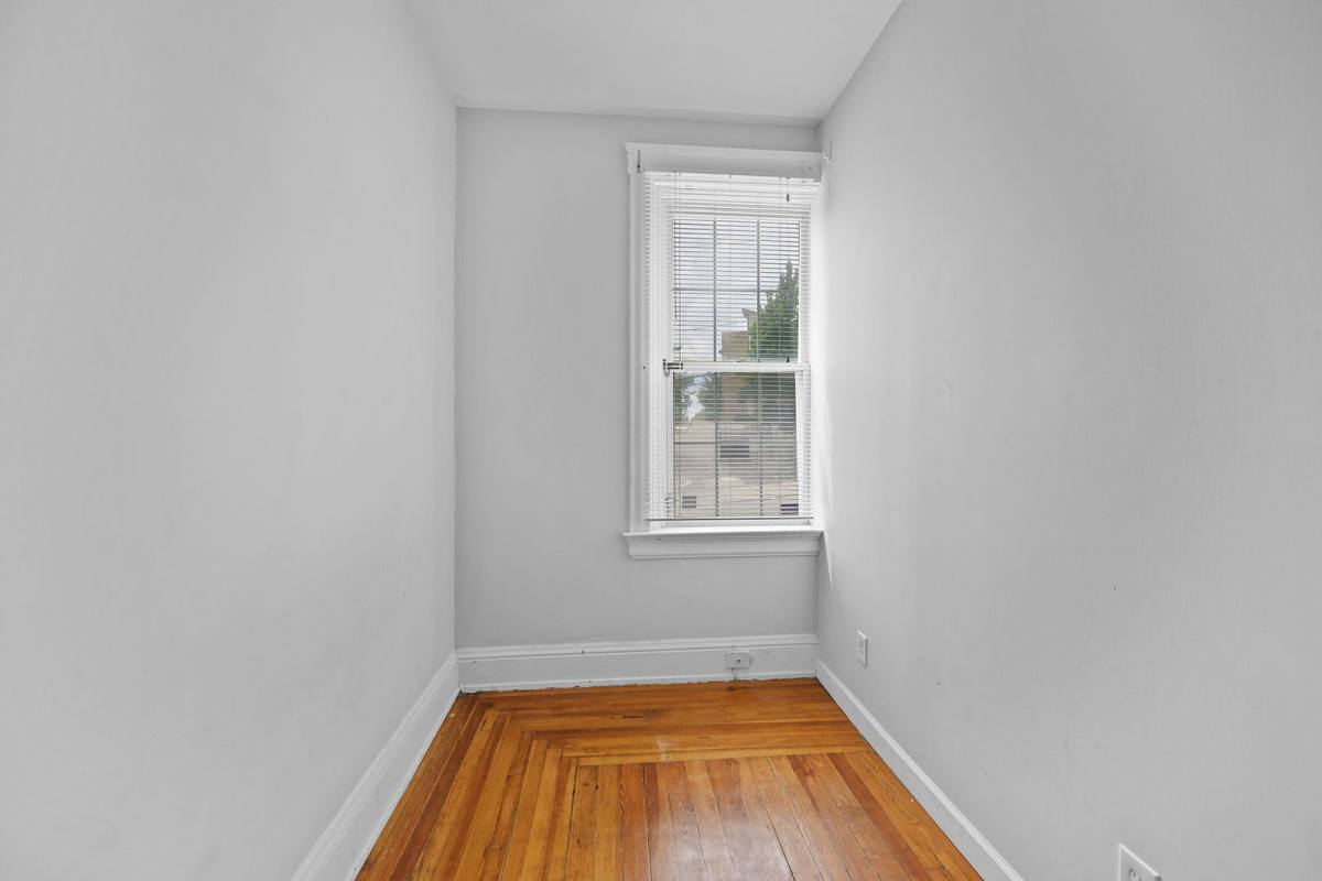 Apartment for rent at 60 W McMillan St #1, Cincinnati, OH 45219