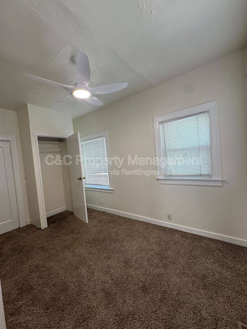 Apartment for rent at 1140 W St, Pittsburg, CA 94565