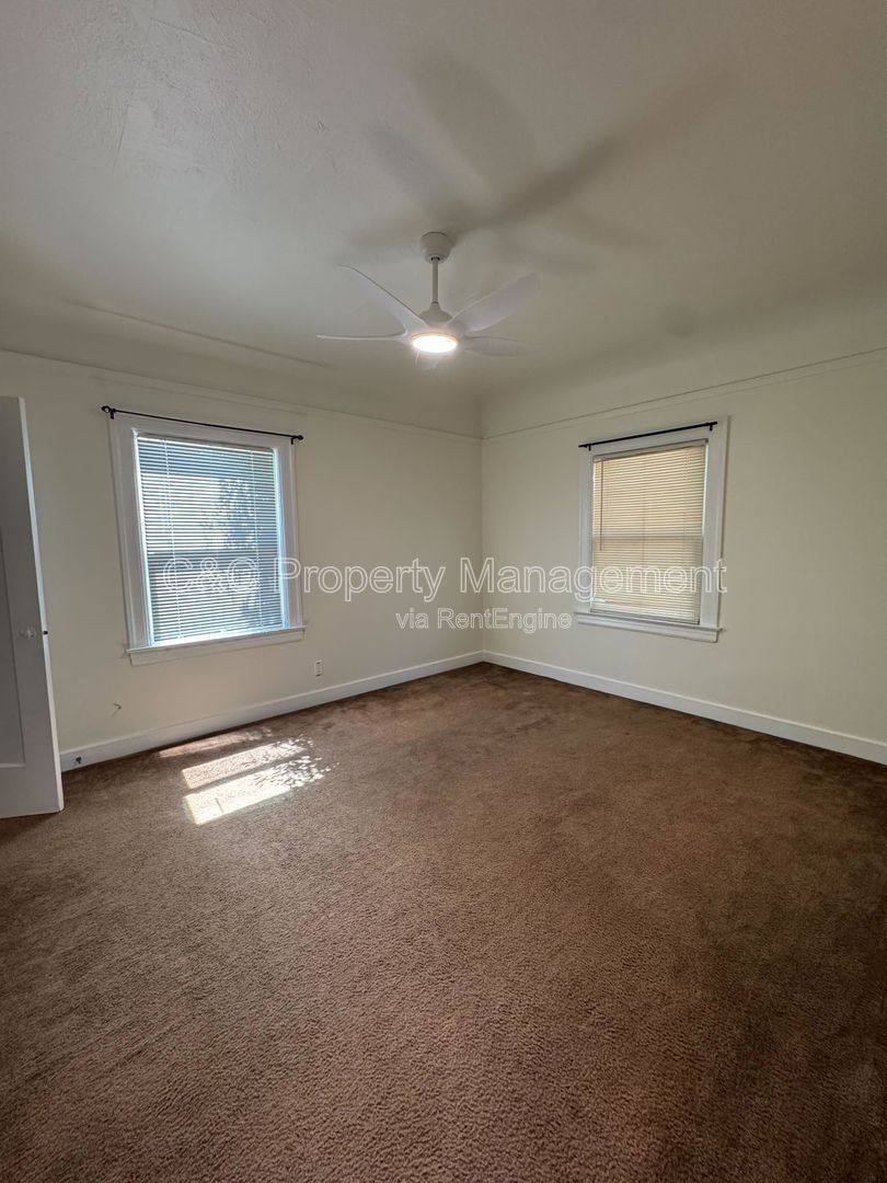 Apartment for rent at 1140 W St, Pittsburg, CA 94565