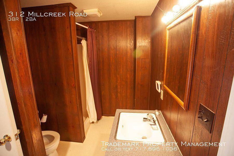 Apartment for rent at 312 Mill Creek Rd, Bird In Hand, PA 17505