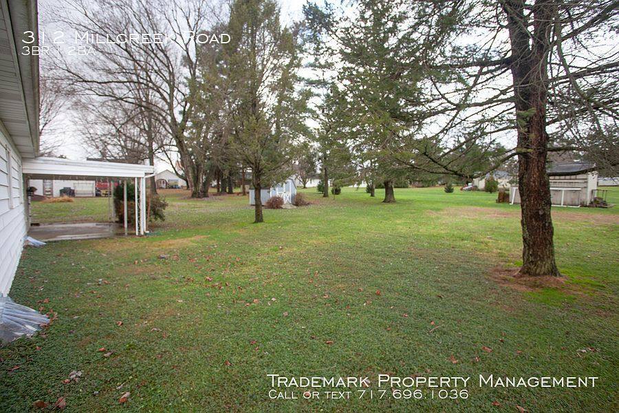 Apartment for rent at 312 Mill Creek Rd, Bird In Hand, PA 17505