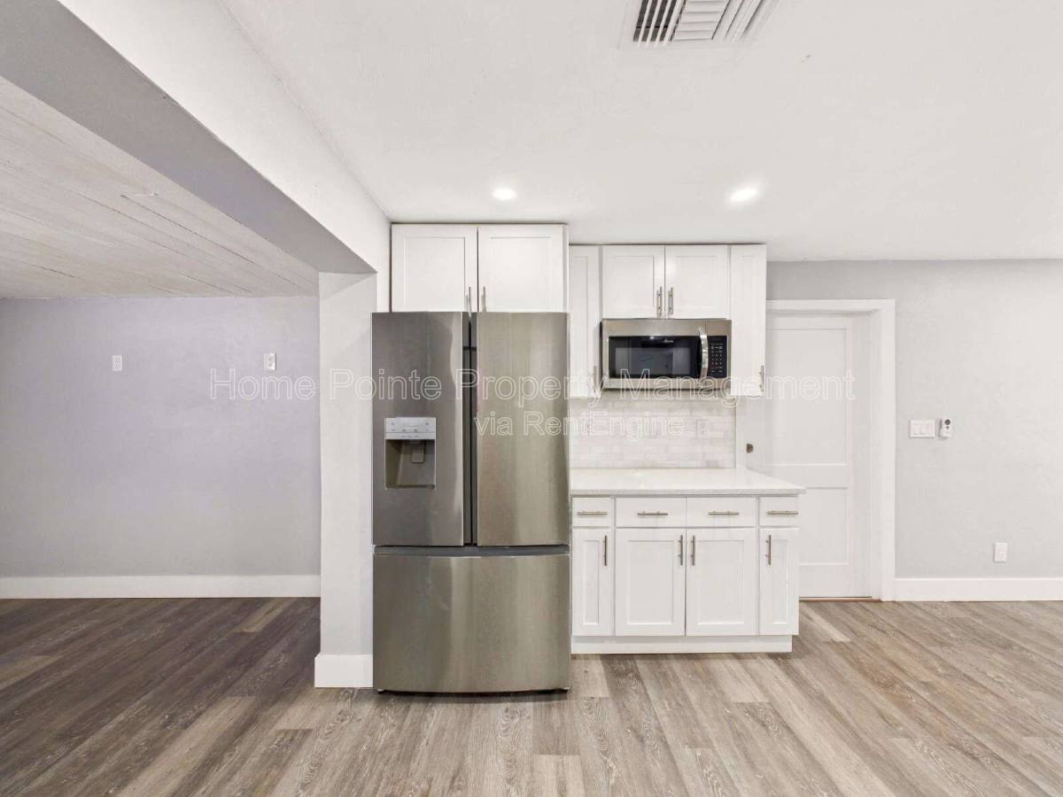 House for rent at 567 13th St N, Naples, FL 34102