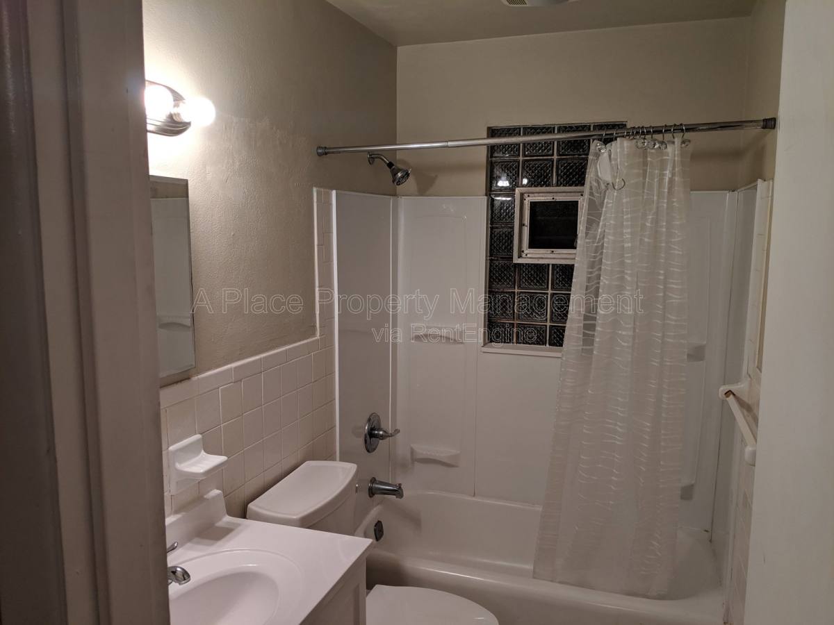 House for rent at 9215 Outerbelt Court, Saint Louis, MO 63121