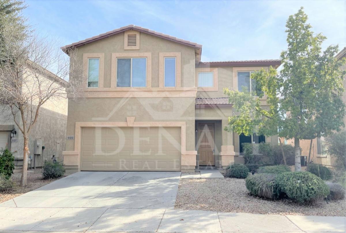 House for rent at 925 E Canyon Rock Rd, San Tan Valley, AZ 85143