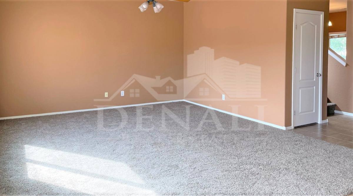 House for rent at 925 E Canyon Rock Rd, San Tan Valley, AZ 85143