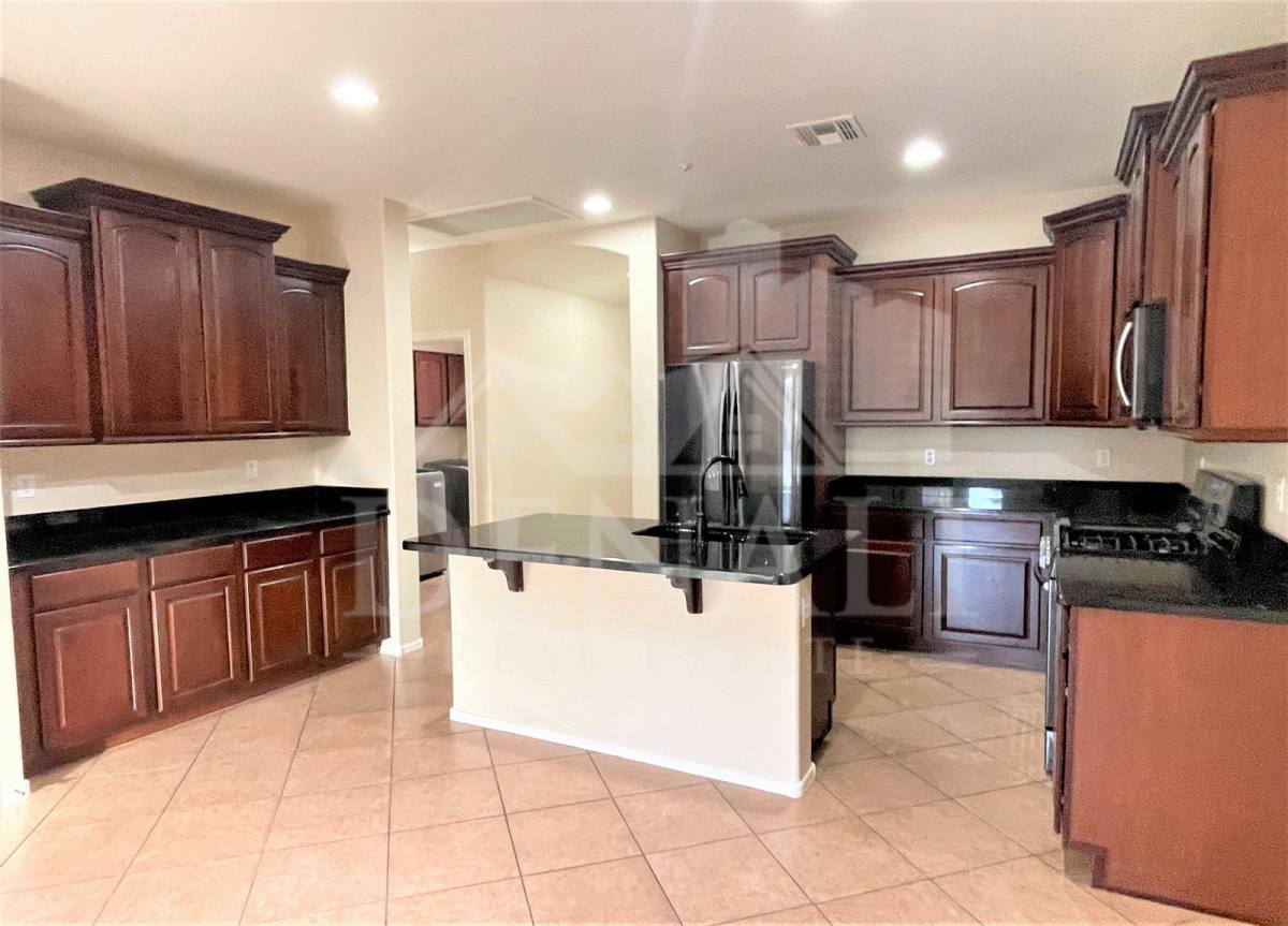House for rent at 30204 N 73rd Ave, Peoria, AZ 85383