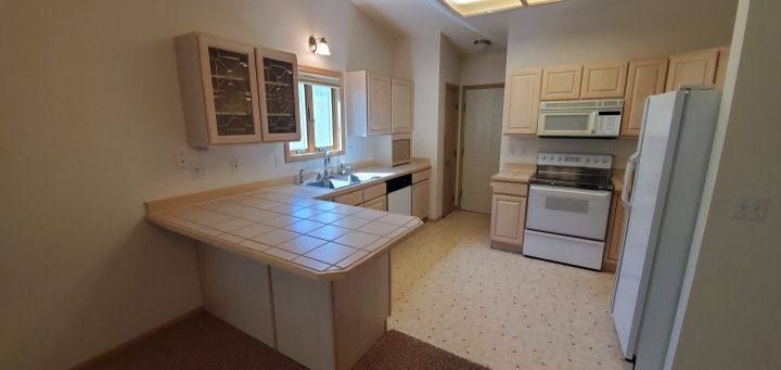 Apartment for rent at 1704 Wellington Place, Billings, MT 59102