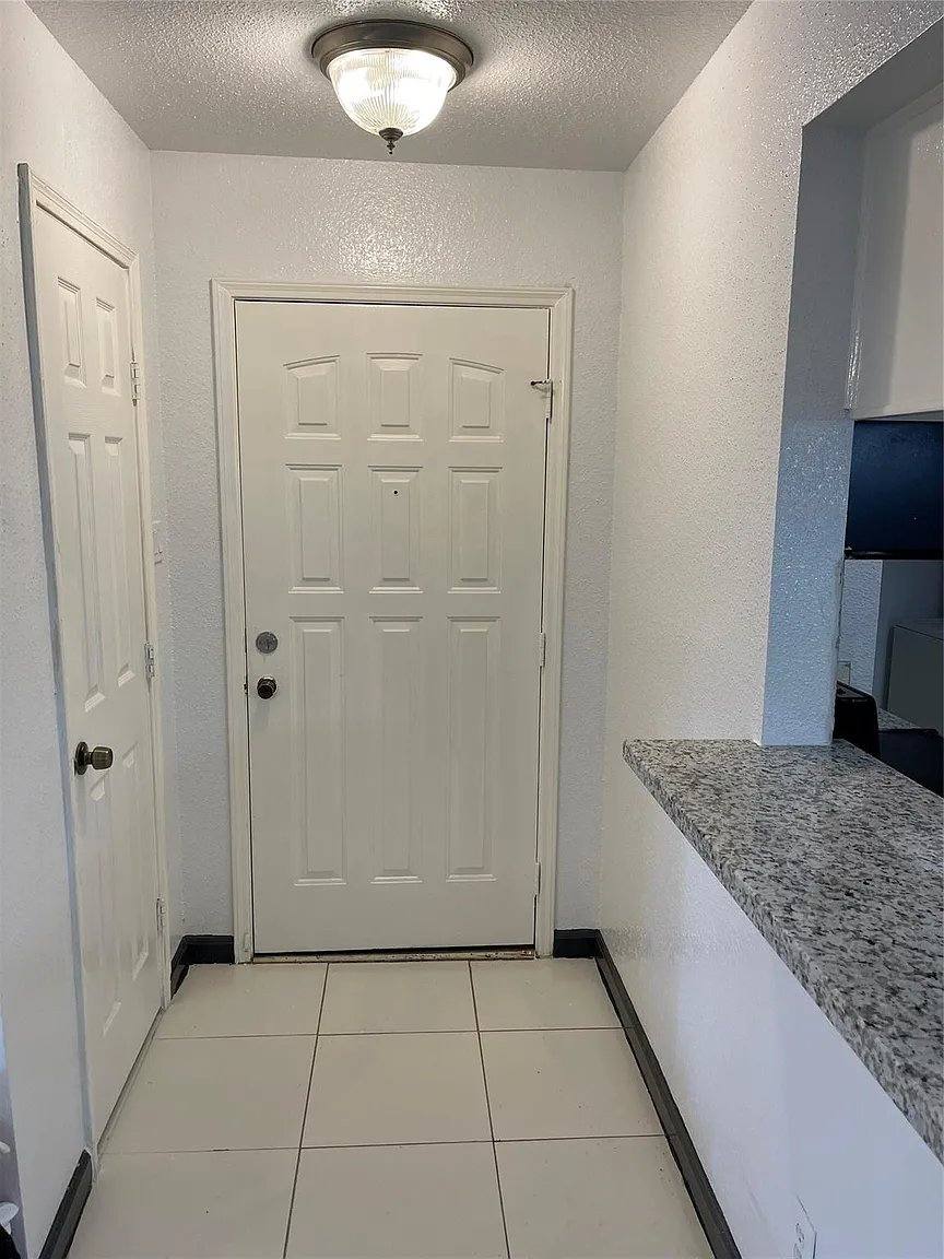 Condo for rent at 9700 Leawood Blvd #807, Houston, TX 77099