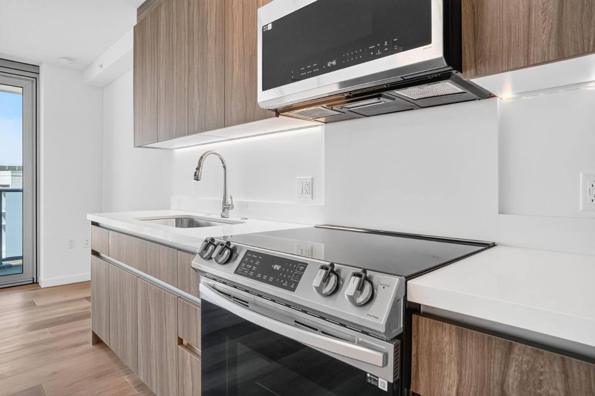 Condo for rent at 1500 Rycroft St #1410, Honolulu, HI 96814